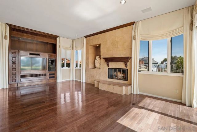 12394 Fairway Pointe Row, San Diego, CA 92128