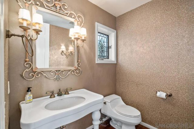 12394 Fairway Pointe Row, San Diego, CA 92128