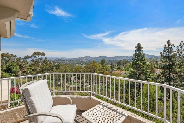 12394 Fairway Pointe Row, San Diego, CA 92128