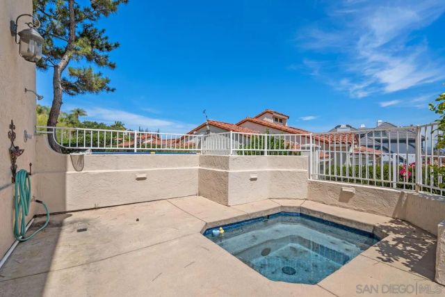 12394 Fairway Pointe Row, San Diego, CA 92128