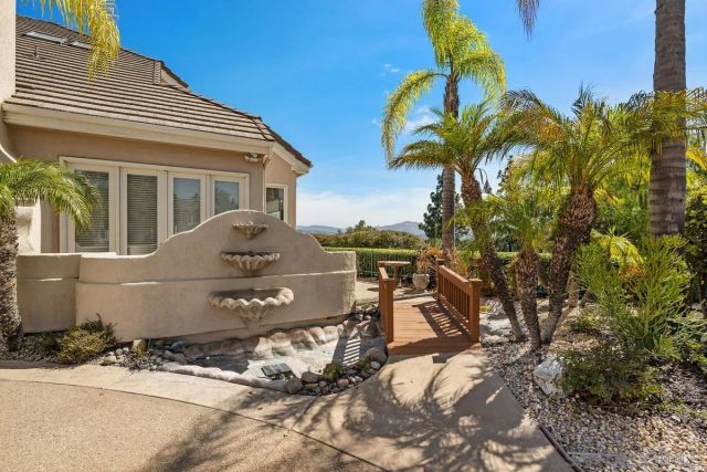 12394 Fairway Pointe Row, San Diego, CA 92128