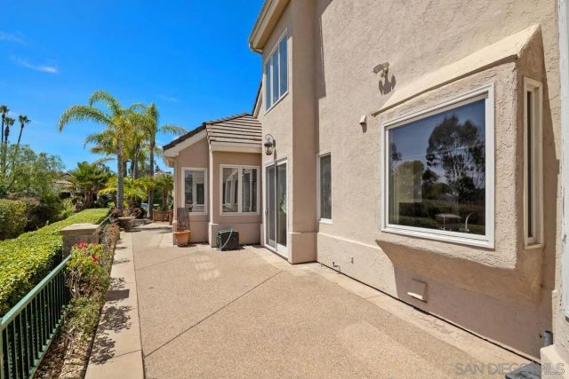 12394 Fairway Pointe Row, San Diego, CA 92128