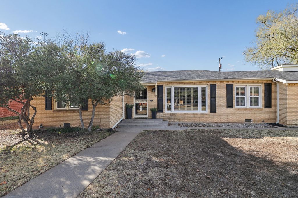 1612 S MILAM Street, Amarillo, TX 79102