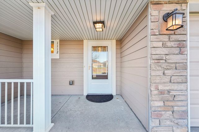 1112 Station Trail, Eagan, MN 55123