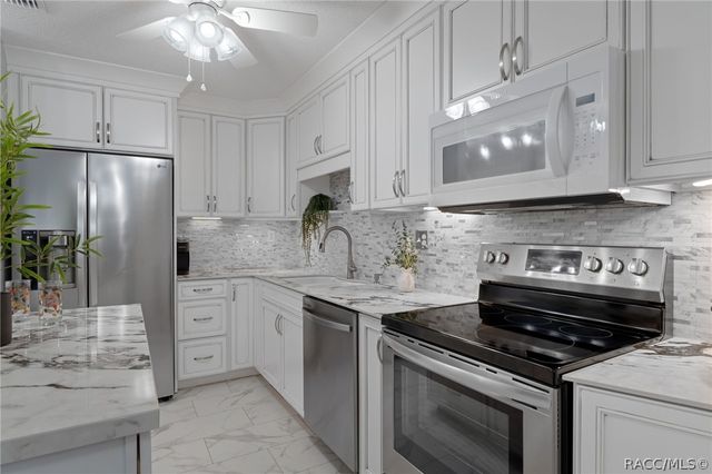 2400 Forest Drive 222, Inverness, FL 34453