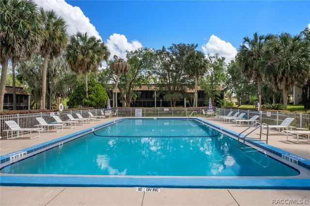 2400 Forest Drive 222, Inverness, FL 34453