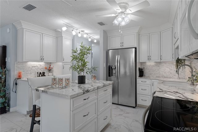 2400 Forest Drive 222, Inverness, FL 34453