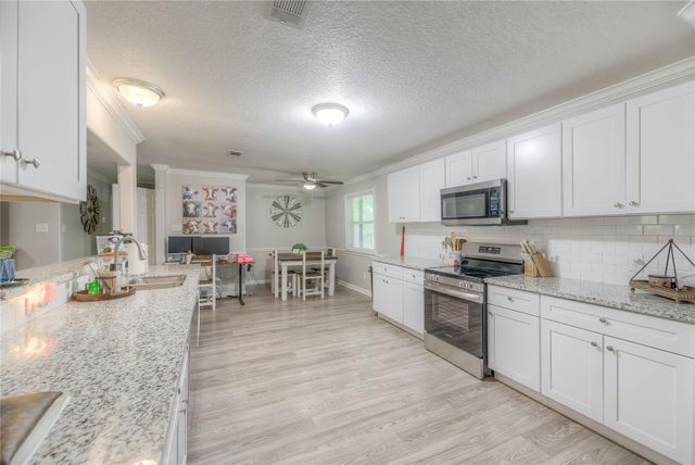 10978 Youpon Street, Cleveland, TX 77328