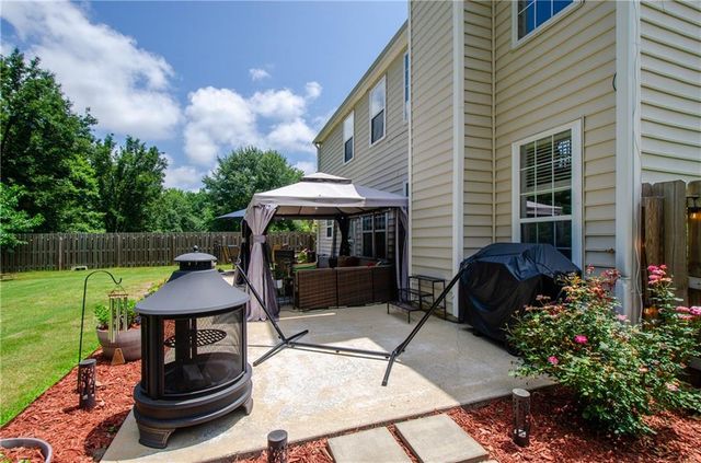 348 Weatherstone Place Place, Woodstock, GA 30188