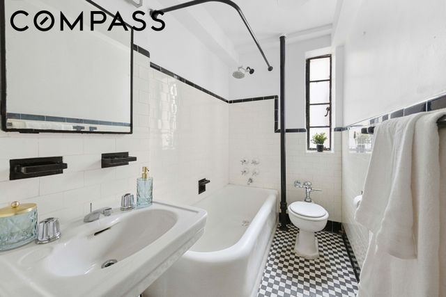 140 E 40th St Apt 7J, New York City, NY 10016