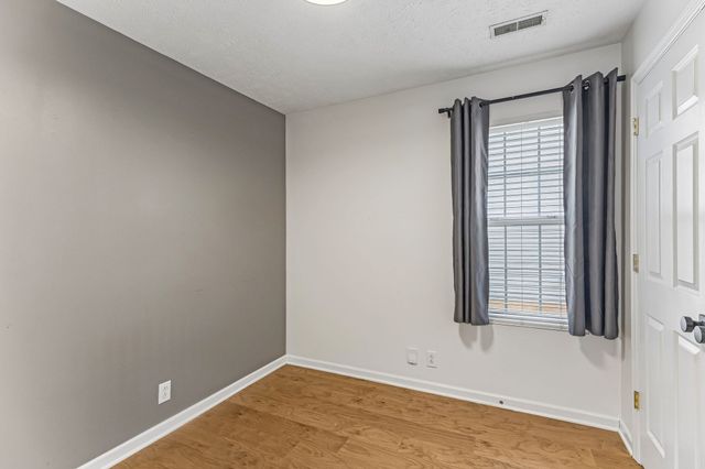 5056 Tabitha St, Murfreesboro, TN 37129
