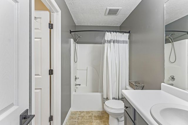 5056 Tabitha St, Murfreesboro, TN 37129