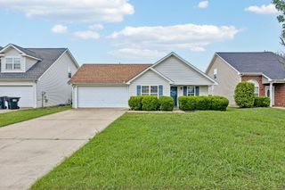 5056 Tabitha St, Murfreesboro, TN 37129