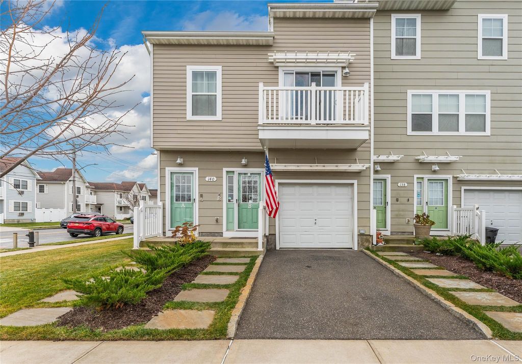 140 Compass Place, Arverne, NY 11692 — exterior