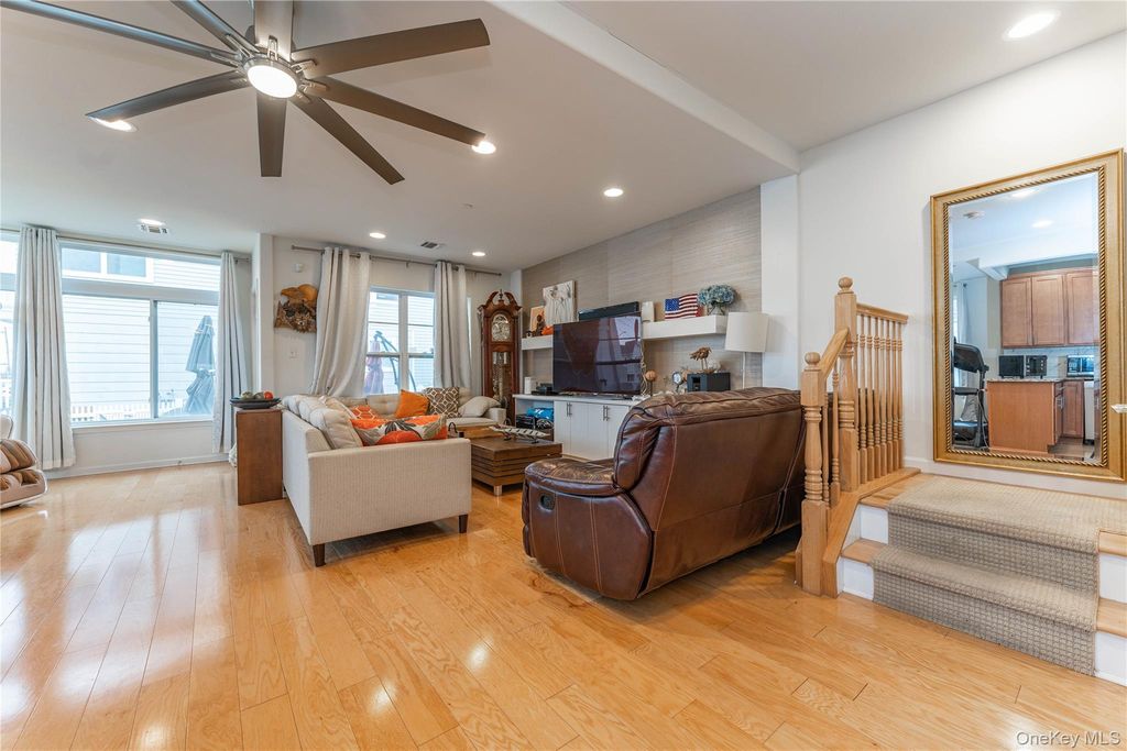 140 Compass Place, Arverne, NY 11692 — photo 3