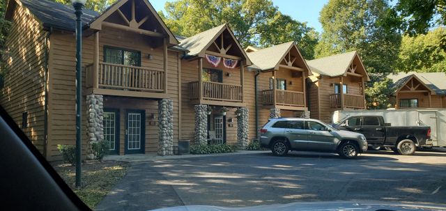 2643 N IL Rt 178 Road O-4, Utica, IL 61373