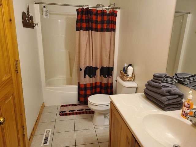 2643 N IL Rt 178 Road O-4, Utica, IL 61373