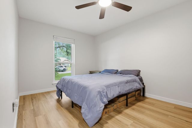 25415 Friar Lake Lane, Spring, TX 77373