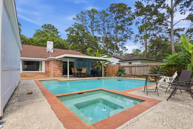25415 Friar Lake Lane, Spring, TX 77373