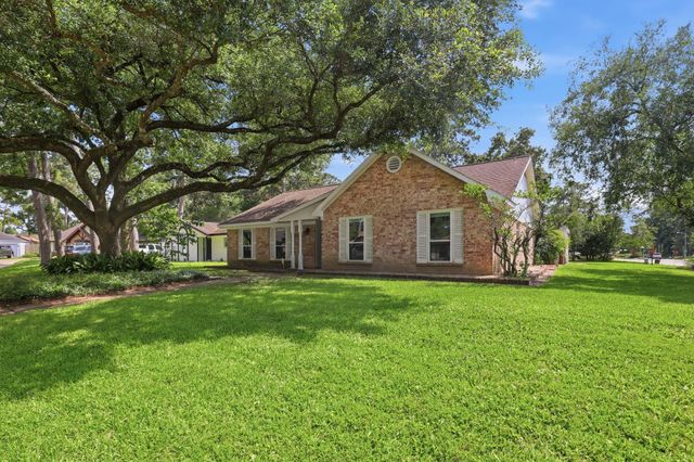 25415 Friar Lake Lane, Spring, TX 77373