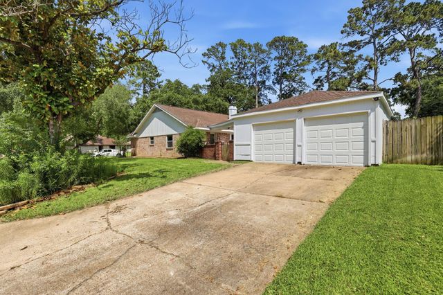 25415 Friar Lake Lane, Spring, TX 77373
