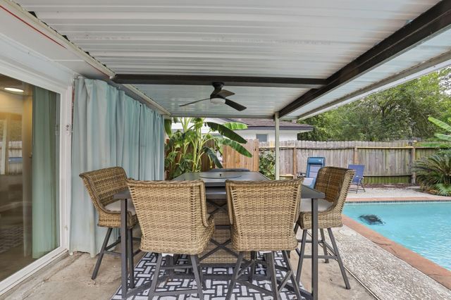 25415 Friar Lake Lane, Spring, TX 77373