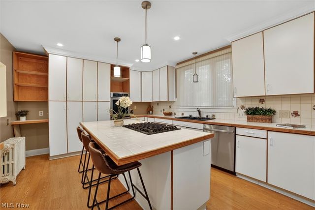 3008 Warrington Road, Shaker Heights, OH 44120