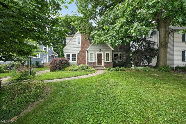 3008 Warrington Road, Shaker Heights, OH 44120