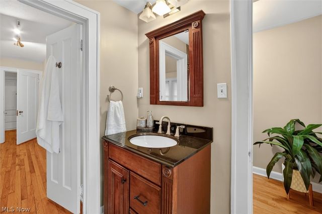 3008 Warrington Road, Shaker Heights, OH 44120