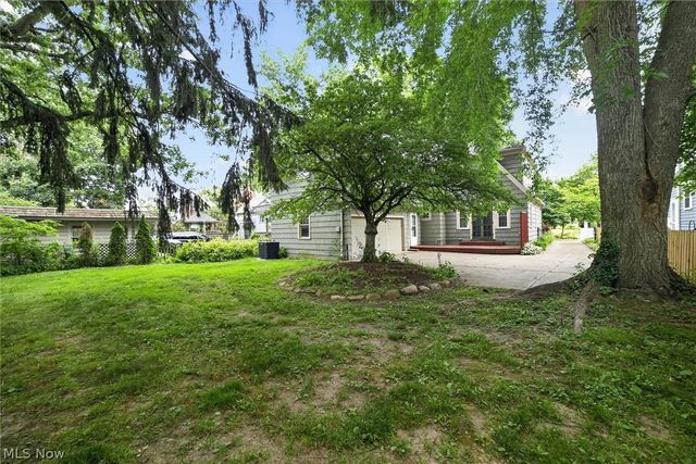 3008 Warrington Road, Shaker Heights, OH 44120