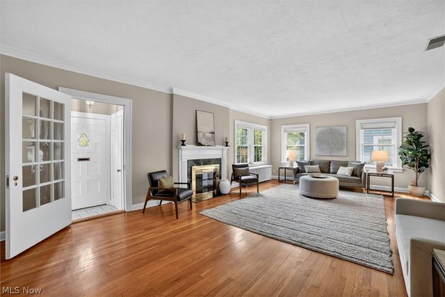 3008 Warrington Road, Shaker Heights, OH 44120