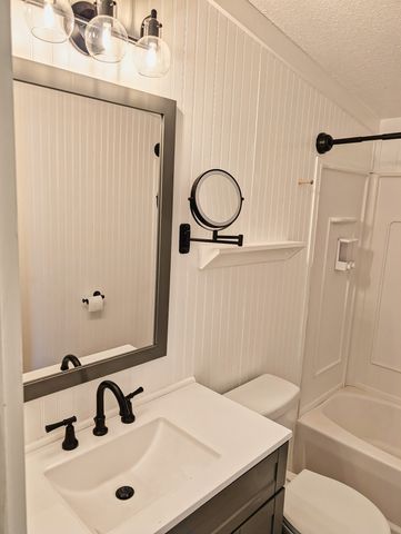 5674 Bending Chestnut Rd, Franklin, TN 37064