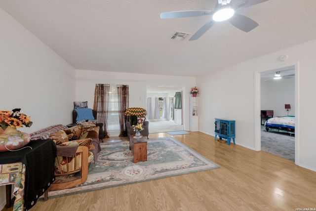 1014 BRIDLE FRST, San Antonio, TX 78245
