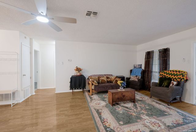 1014 BRIDLE FRST, San Antonio, TX 78245