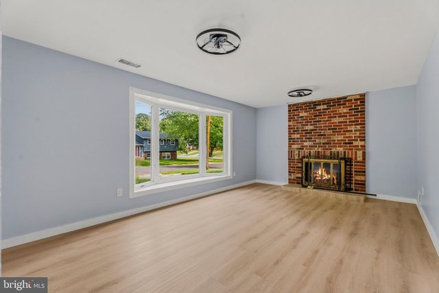 9317 WOODBERRY ST, Lanham, MD 20706