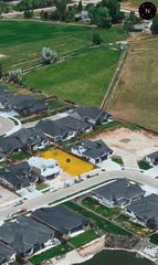 7568 W Chines Ln, Eagle, ID 83616