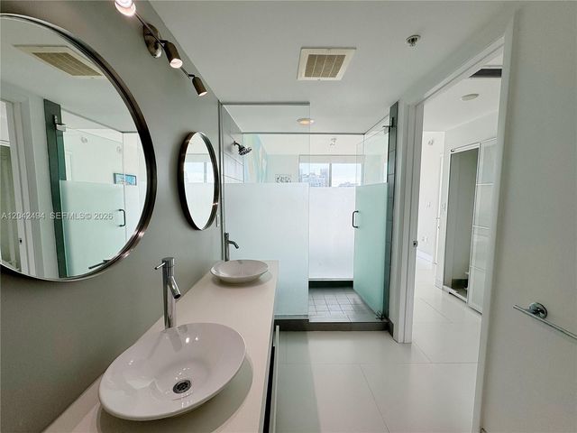 92 SW 3rd Street 3912, Miami, FL 33130