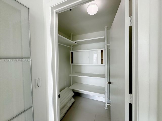 92 SW 3rd Street 3912, Miami, FL 33130