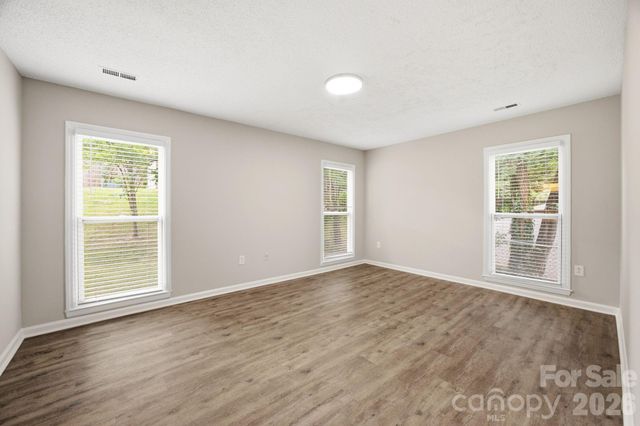 5317 Caradon Drive, Charlotte, NC 28227