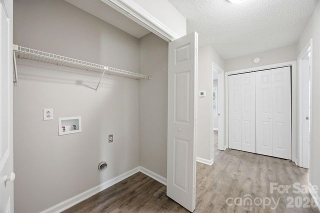 5317 Caradon Drive, Charlotte, NC 28227
