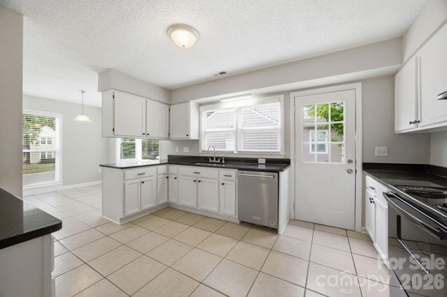 5317 Caradon Drive, Charlotte, NC 28227