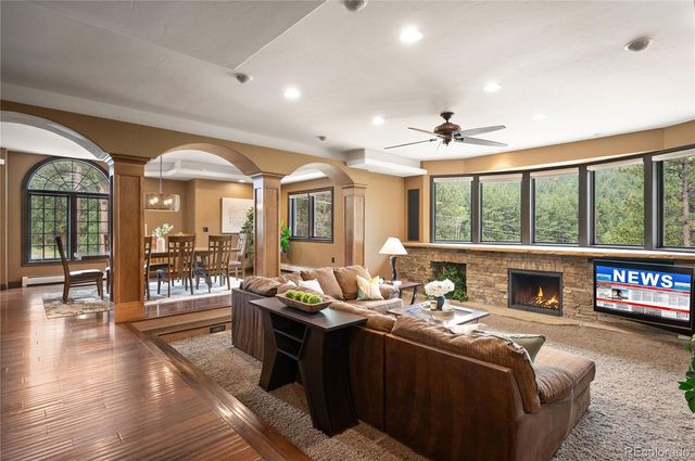 7538 Sanger Way, Morrison, CO 80465
