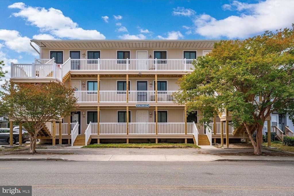 Image 1 of property listing at 149 CAPTAINS QUARTERS RD #10302, Ocean City, MD 21842