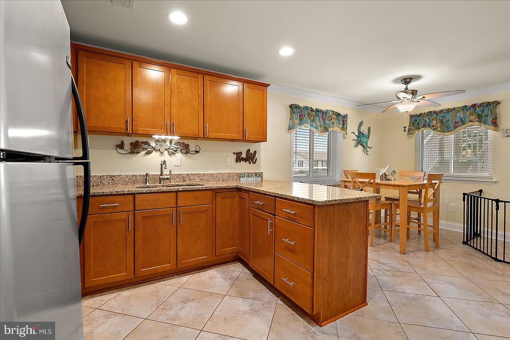 Image 15 of property listing at 149 CAPTAINS QUARTERS RD #10302, Ocean City, MD 21842
