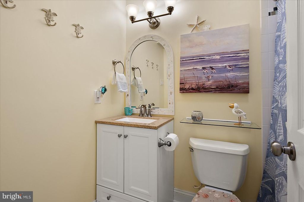 Image 21 of property listing at 149 CAPTAINS QUARTERS RD #10302, Ocean City, MD 21842