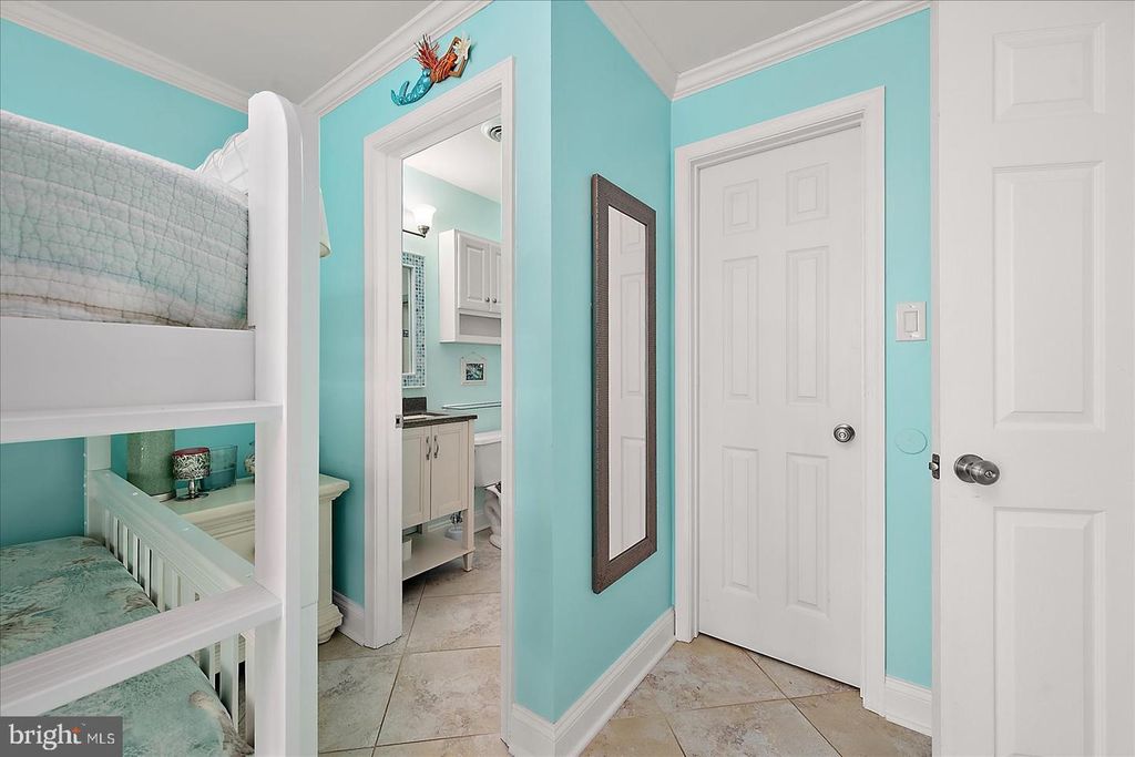 Image 26 of property listing at 149 CAPTAINS QUARTERS RD #10302, Ocean City, MD 21842