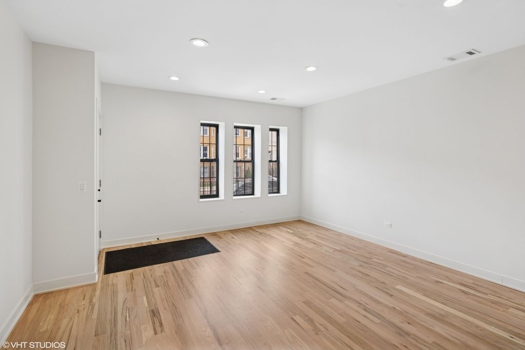 1246 S Fairfield Avenue, Chicago, IL 60608 — photo 4