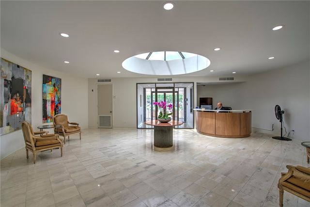 4500 Ocean Dr 9A, Corpus Christi, TX 78412