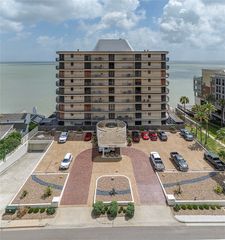 4500 Ocean Dr 9A, Corpus Christi, TX 78412