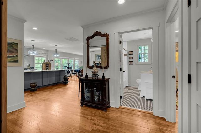 2035 Beecher Rd, Atlanta, GA 30311